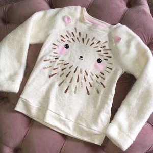 Girls cozy sweatshirt top M 7/8